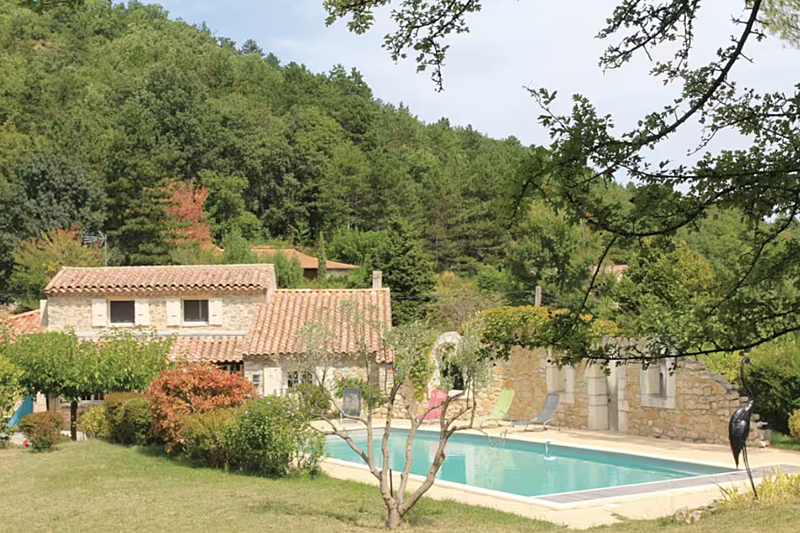 maison authentique et spa privé