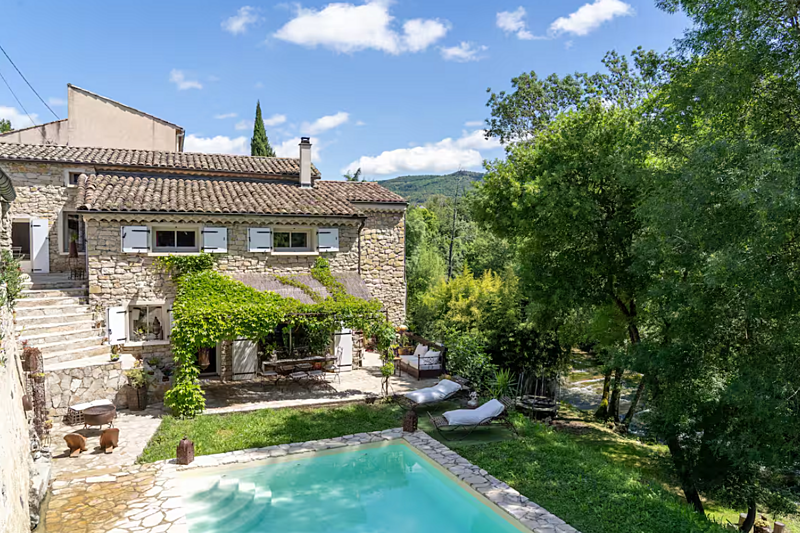 maison authentique et spa privé